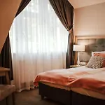 Debowy Biowellness & Gory Sowie Hotel
