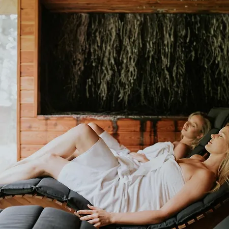Debowy Biowellness & Gory Sowie Otel