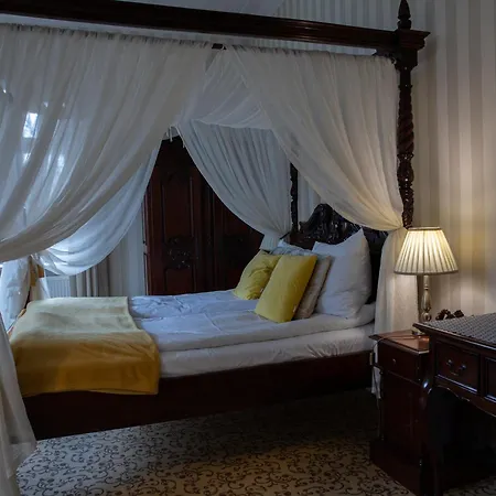 Debowy Biowellness & Gory Sowie Hotel