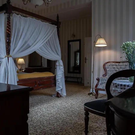 Debowy Biowellness & Gory Sowie Hotel 4*