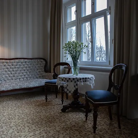 Debowy Biowellness & Gory Sowie Otel 4*